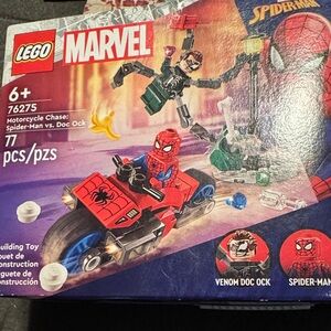 LEGO Marvel Spider-Man vs. Doc Ock Motorcycle Set